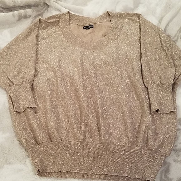 Express top - Picture 1 of 3